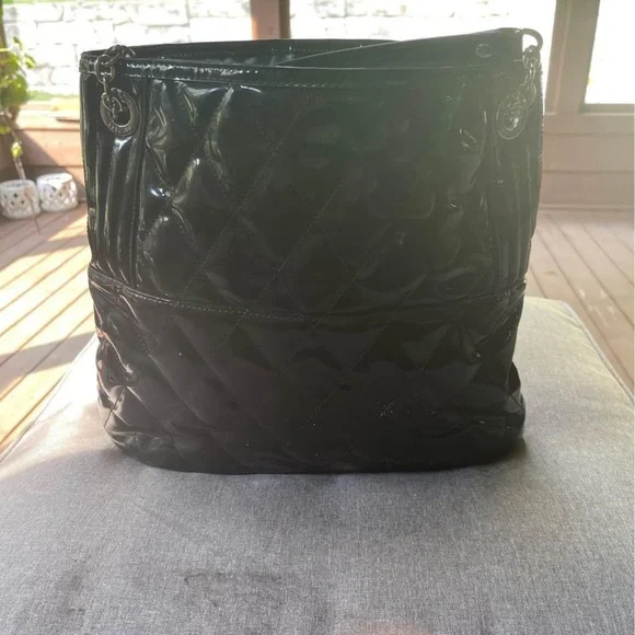 Handbag - Picture 3 of 3